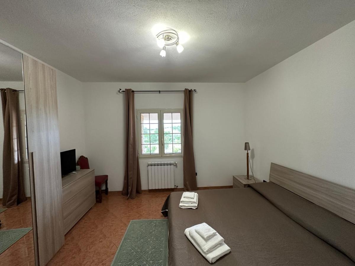 Domo Mia Bed & Breakfast Telti Екстериор снимка