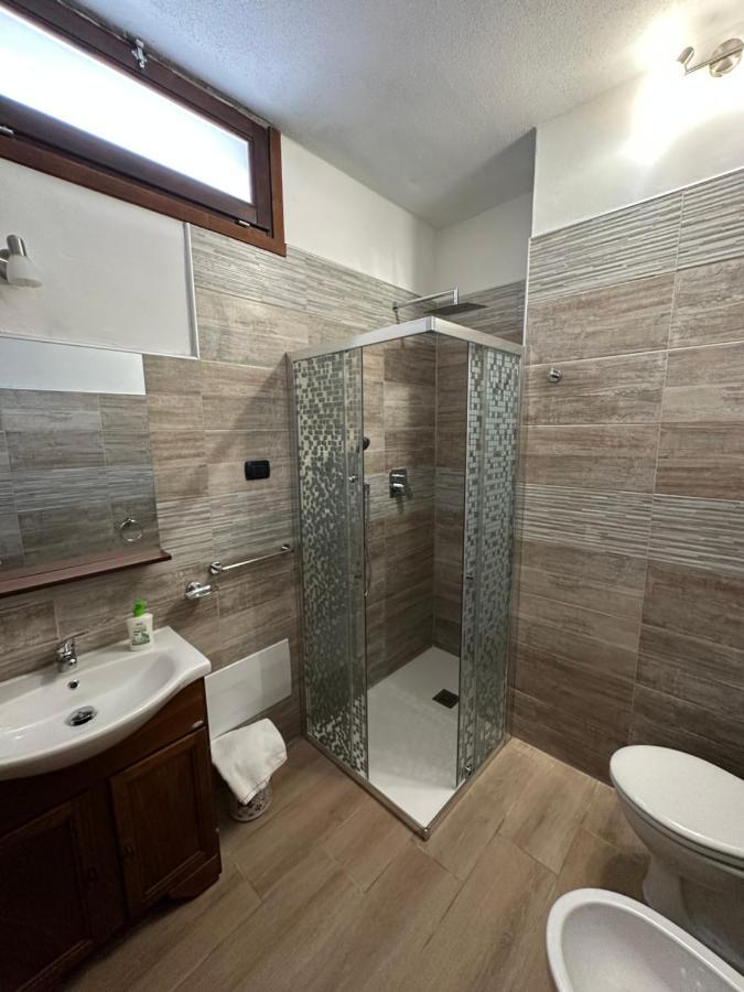 Domo Mia Bed & Breakfast Telti Екстериор снимка